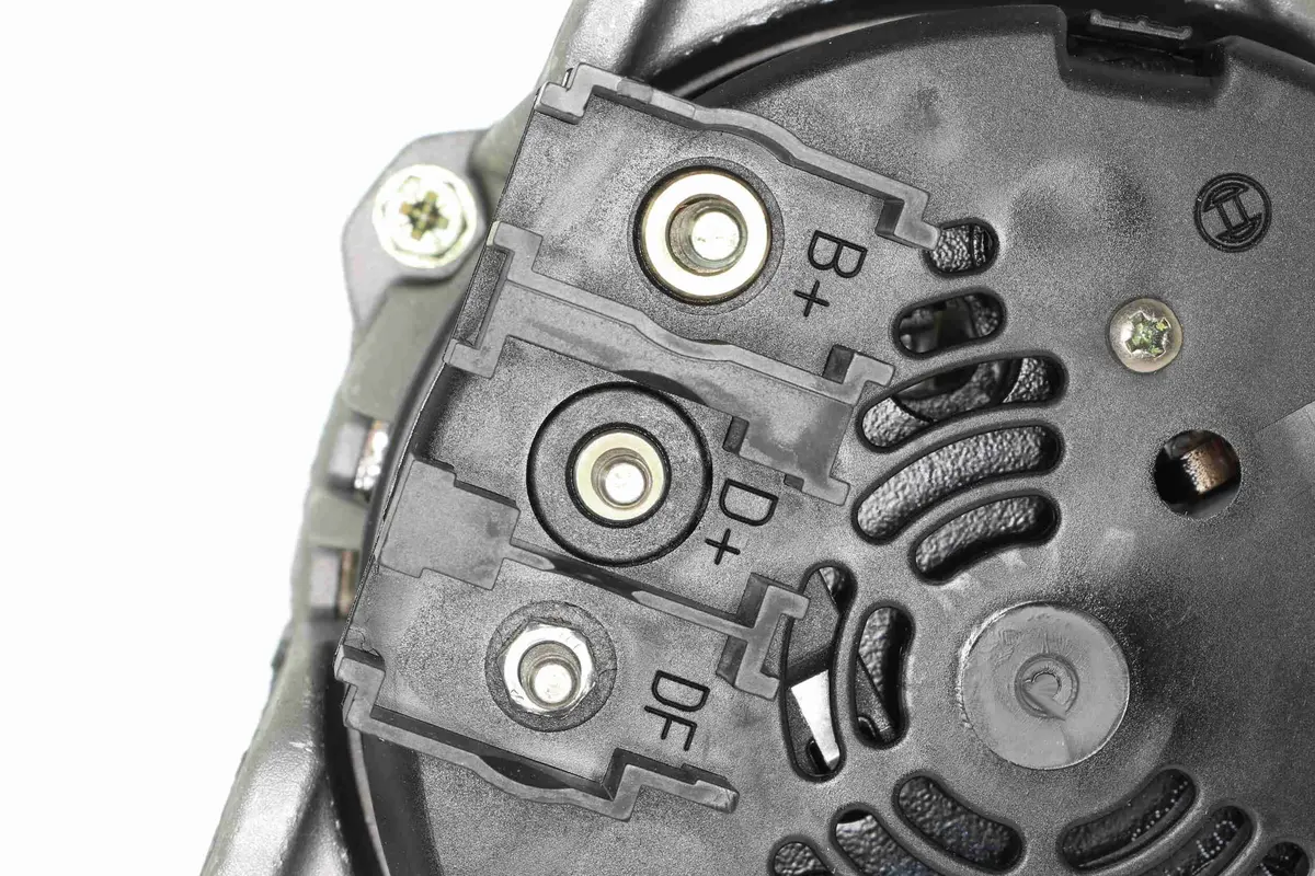 Alternator - V25-13-39510 2