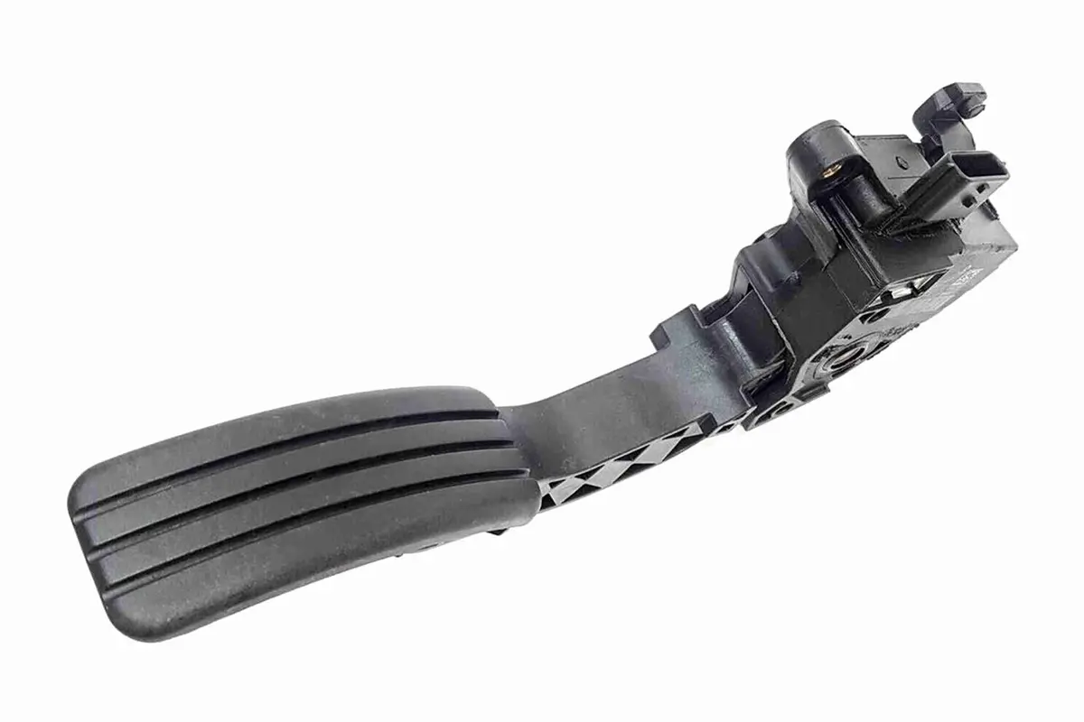 Accelerator Pedal - V46-82-0018 1