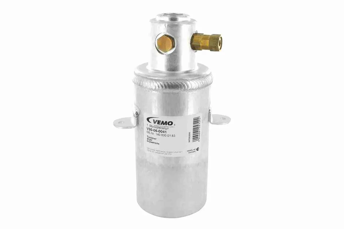 Dryer, Air Conditioning - V30-06-0041 1