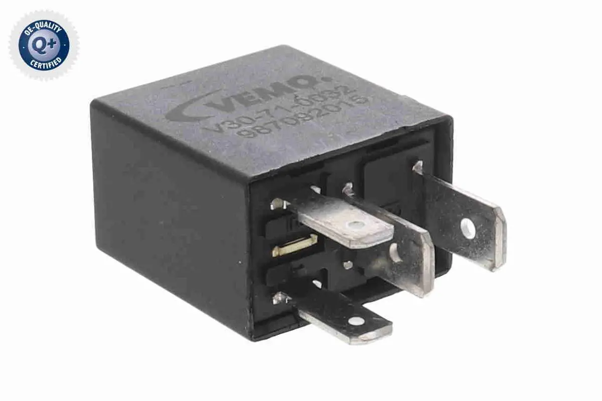 Relay, Fuel Pump - V30-71-0032 1