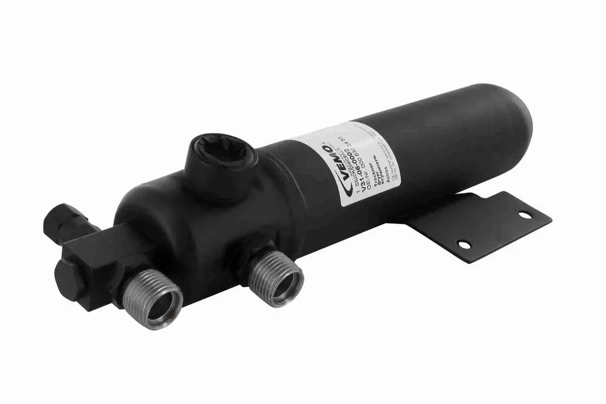 Dryer, Air Conditioning - V31-06-0002 1