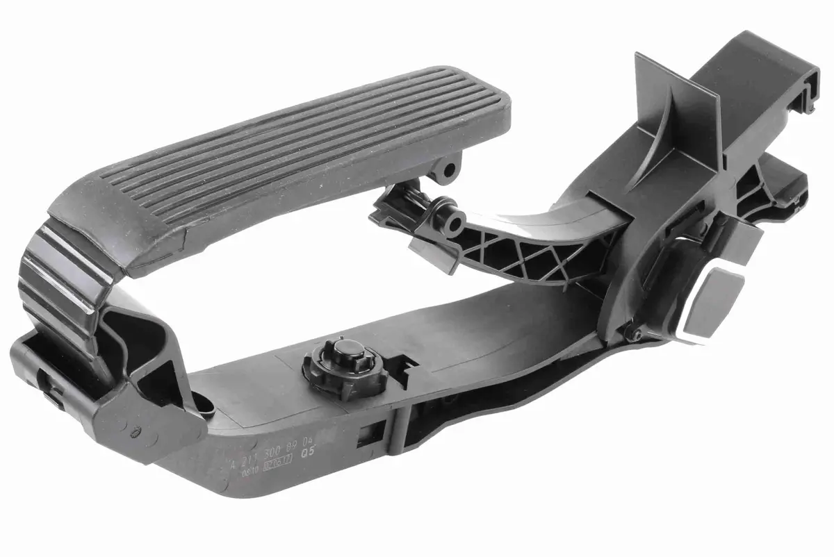Sensor, Accelerator Pedal Position - V30-82-0020 1