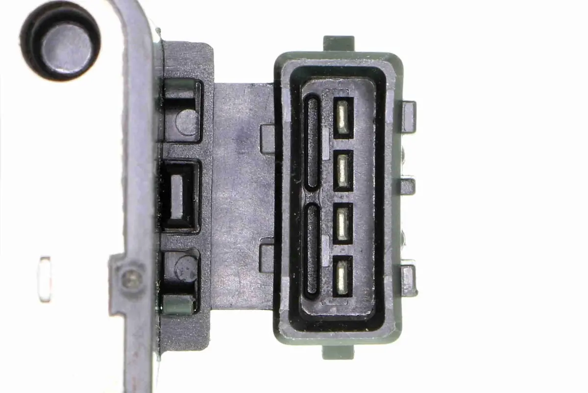Ignition Coil - V22-70-0006 2