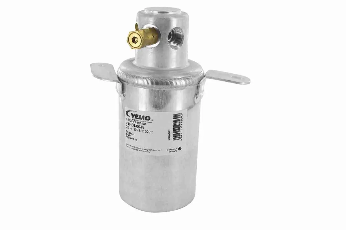 Dryer, Air Conditioning - V30-06-0048 1