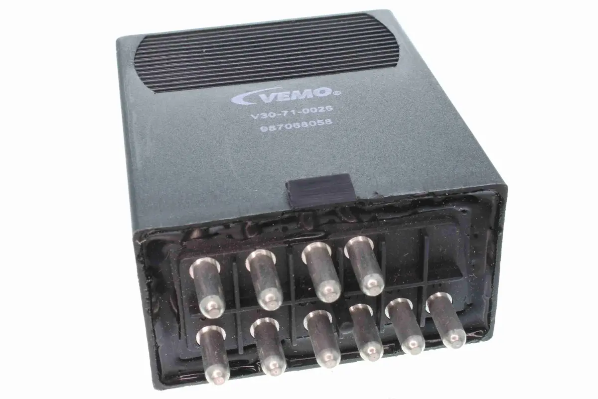 Relay, Fuel Pump - V30-71-0026 1