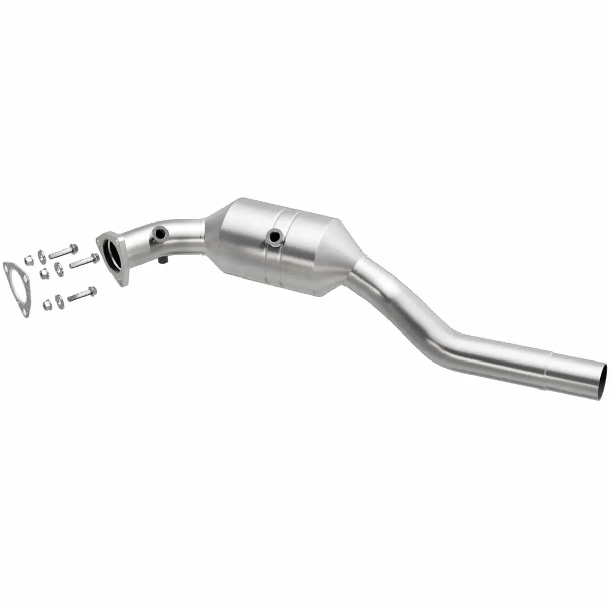 Magnaflow 444067 Direct-Fit Catalytic Converter For Emissions-Compliant Exhaust 1